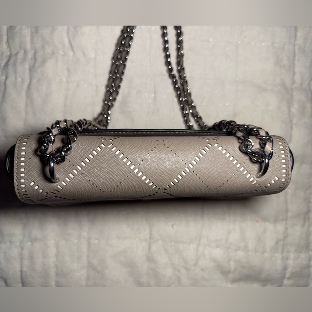 Tory Burch Robinson French Gray Crossbody EUC - Picture 8 of 8